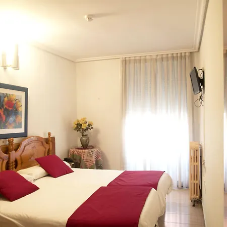 Dato 2 Hotel Vitoria-Gasteiz